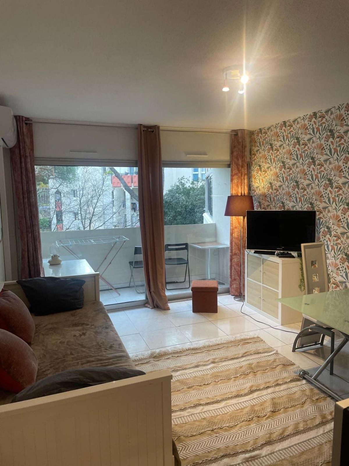 Le Val Fleuri Apartment Sete Ngoại thất bức ảnh